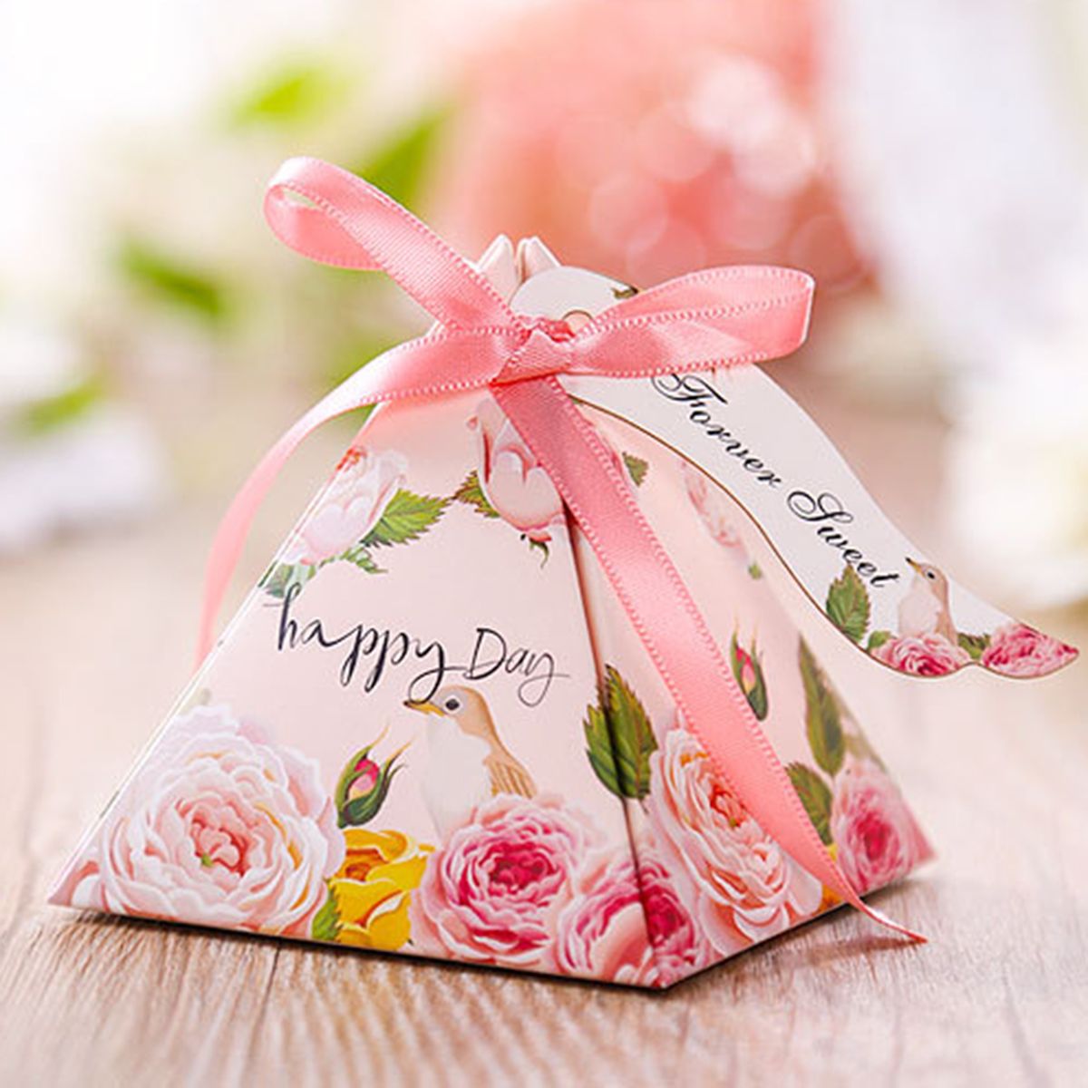 50PCS-Spring-Flower-Candy-Boxes-Paper-Wedding-Party-Decorations-Favour-Sweet-Boxes-Bags-Ribbons-Tags-1421522