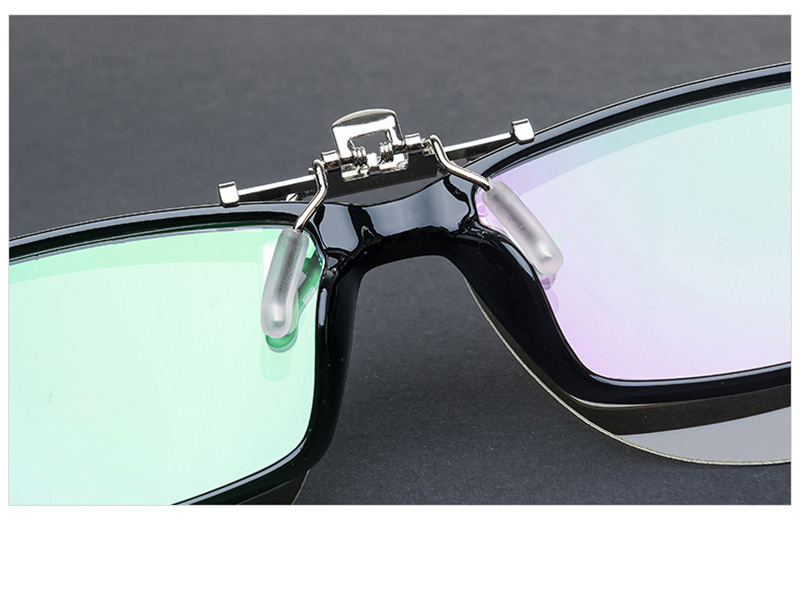 G0003-REALD-IMAX3D-Magnifier-Polarization-Clips-Circular-Passive-Polarization-3D-Glasses-1398041