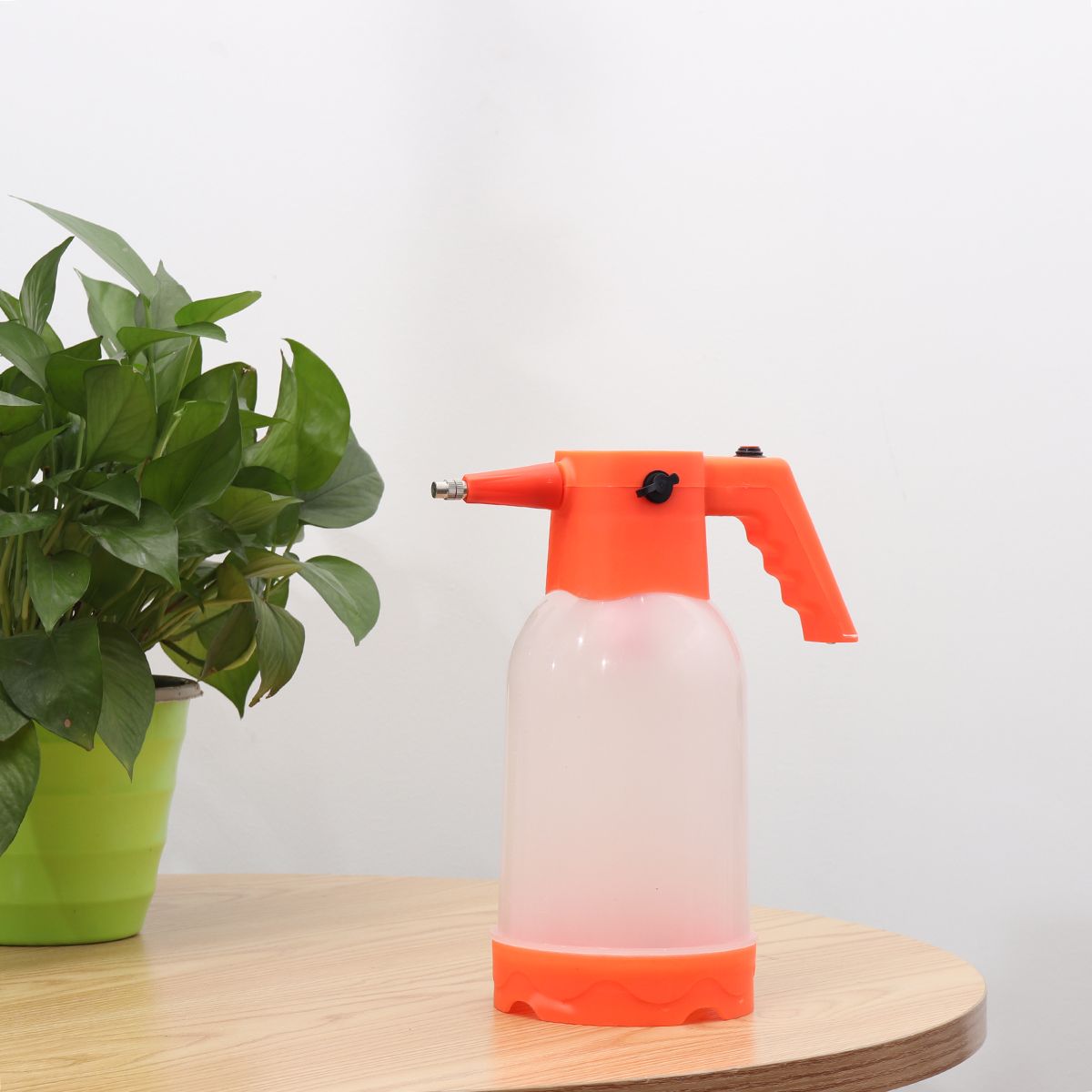 2L-Electric-Portable-Chemical-Sprayer-Garden-Spray-Bottle-Plant-Flowers-Watering-1741189