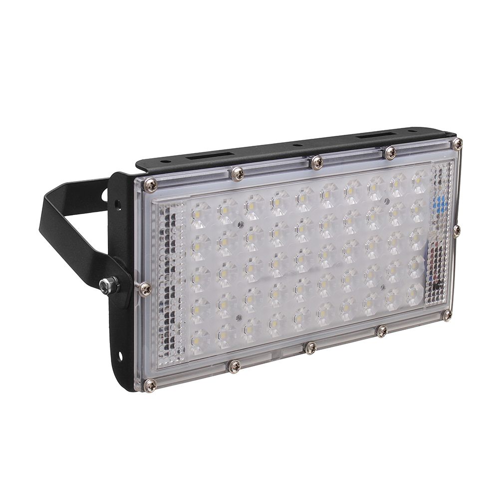 50W-4500lm-Waterproof-IP65-50-LED-Flood-Light-with-Lens-White-Light-Spotlight-Outdoors-Lamp-AC220V-1315988