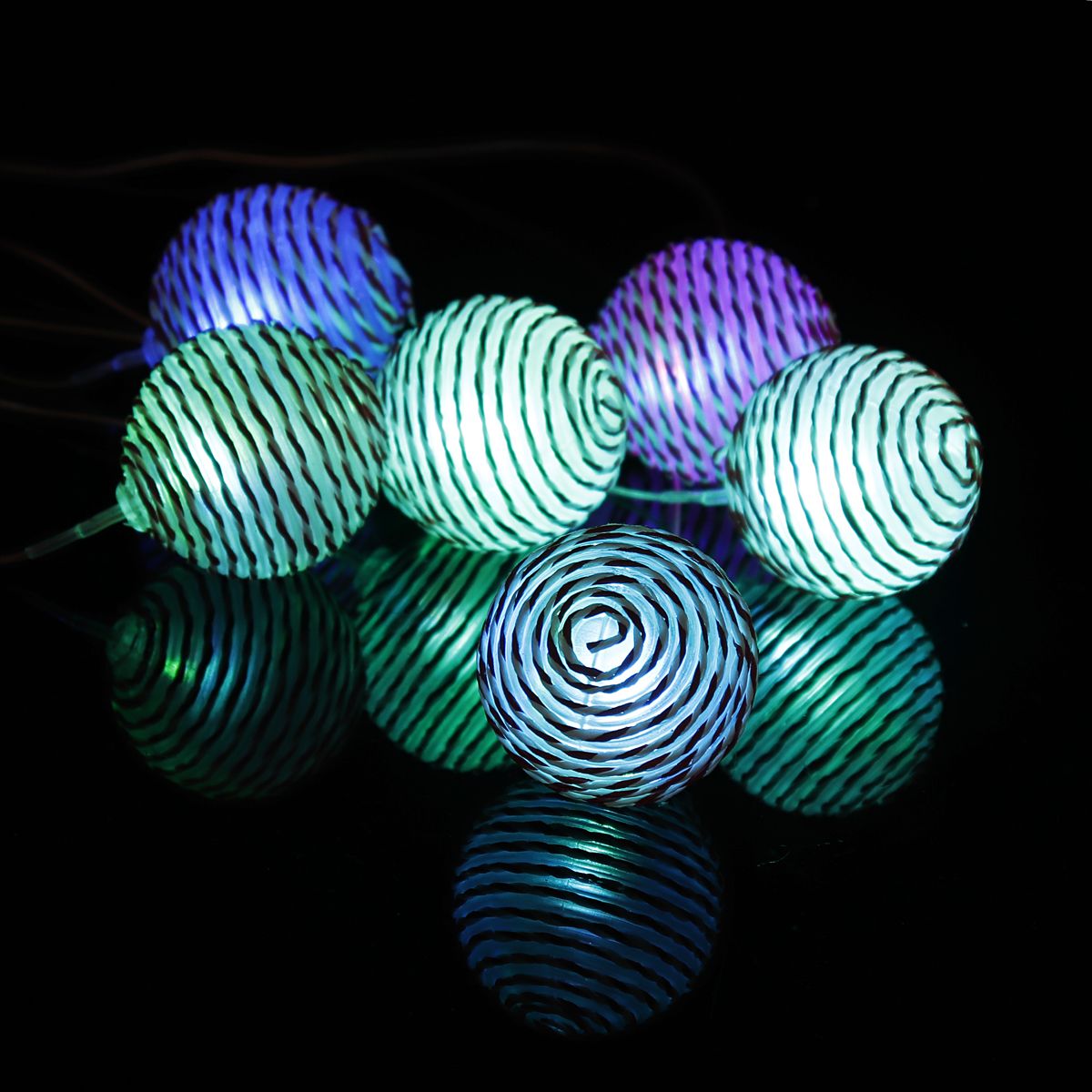 LED-Light-Solar-Light-Wind-Chime-Color-Changing-Garden-Rattan-Ball-1744219