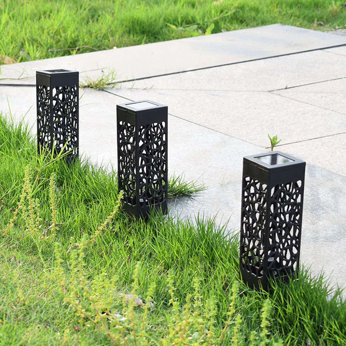 Solar-Powered-Outdoor-LED-Lawn-Light-Waterproof-Hollow-Garden-Lamp-Yard-Path-Decor-1707019