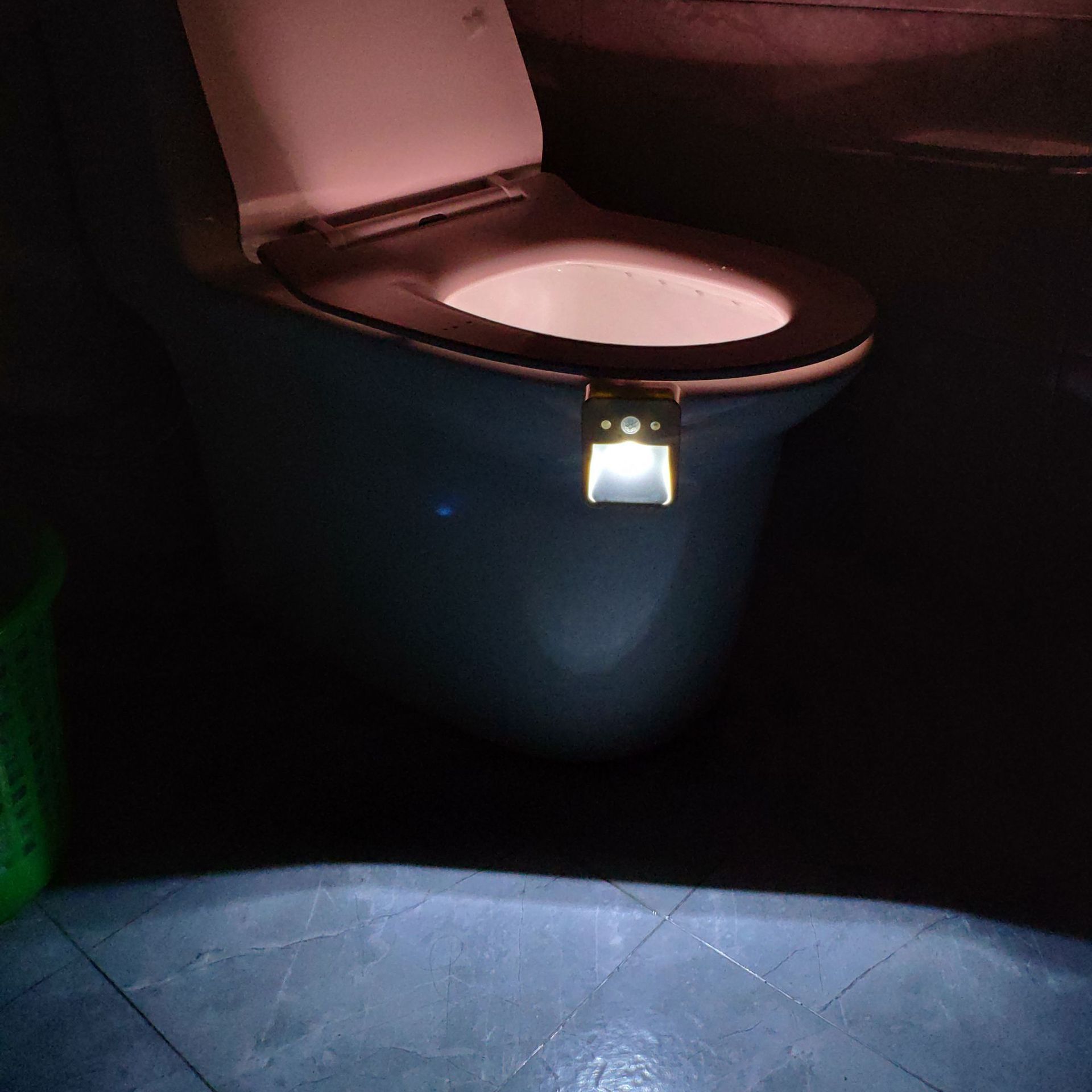 16-Colors-LED-Induction-Toilet-Light-With-Aromatherapy-Toilet-Sensor-Night-Light-Decor-1754296