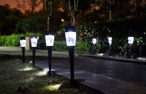 08W-Solar-Powered-Plastic-Outdoor-Garden-LED-Landscape-Light-Path-Lawn-Yard-Lamp-1175706