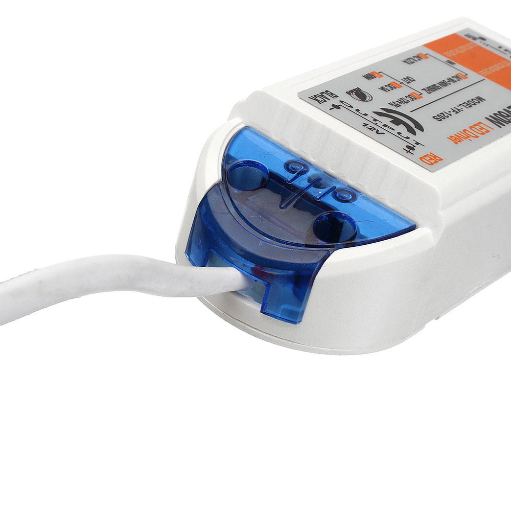 AC90-240V-To-DC12V-5A-60W-Power-Supply-Adapter-Constant-Current-LED-Driver-for-LED-Strip-Light-1526810