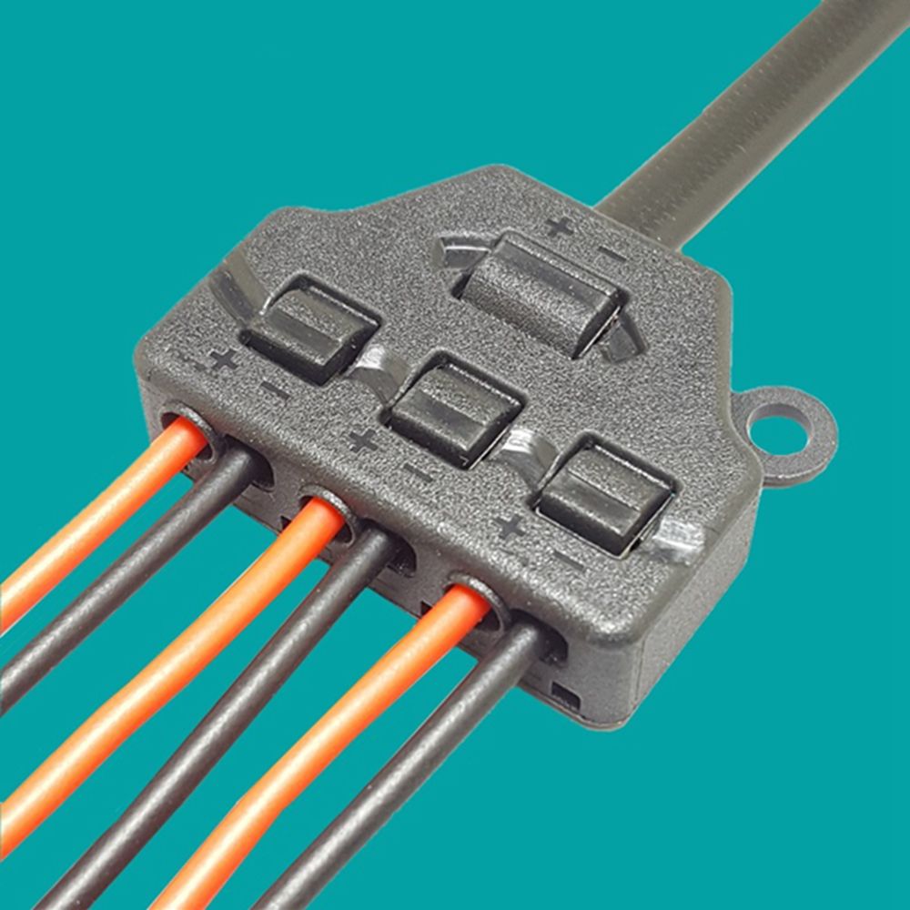 One-in-three-out-Two-Pole-Branch-Terminal-Connector-Parallel-Connection-1755688