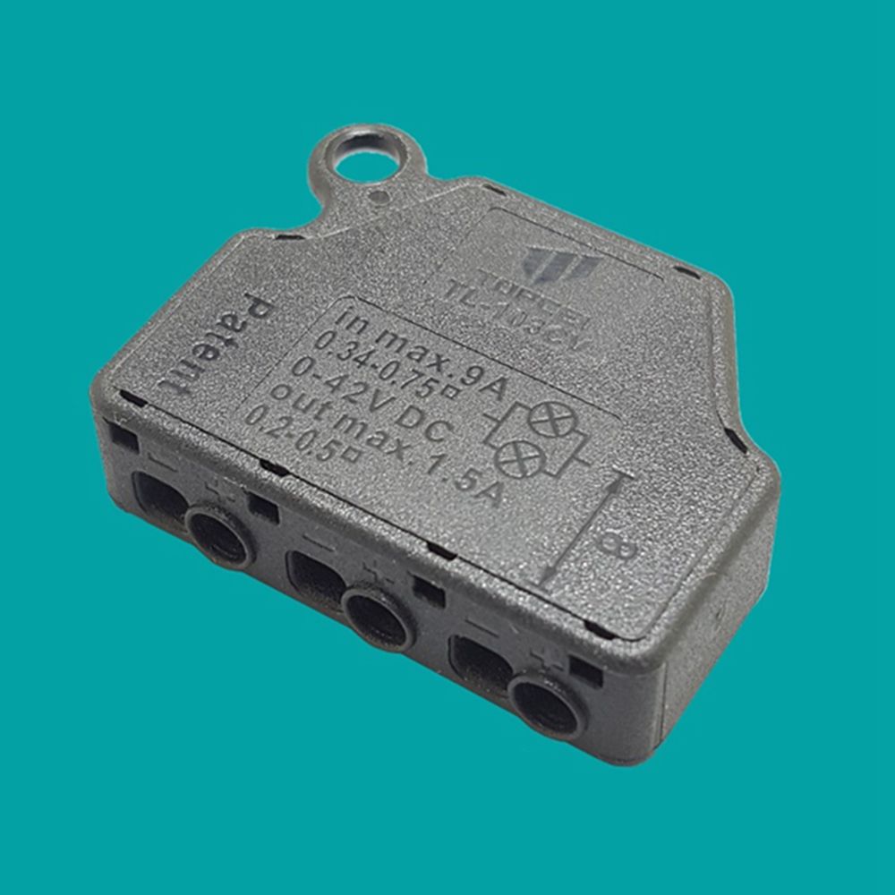 One-in-three-out-Two-Pole-Branch-Terminal-Connector-Parallel-Connection-1755688