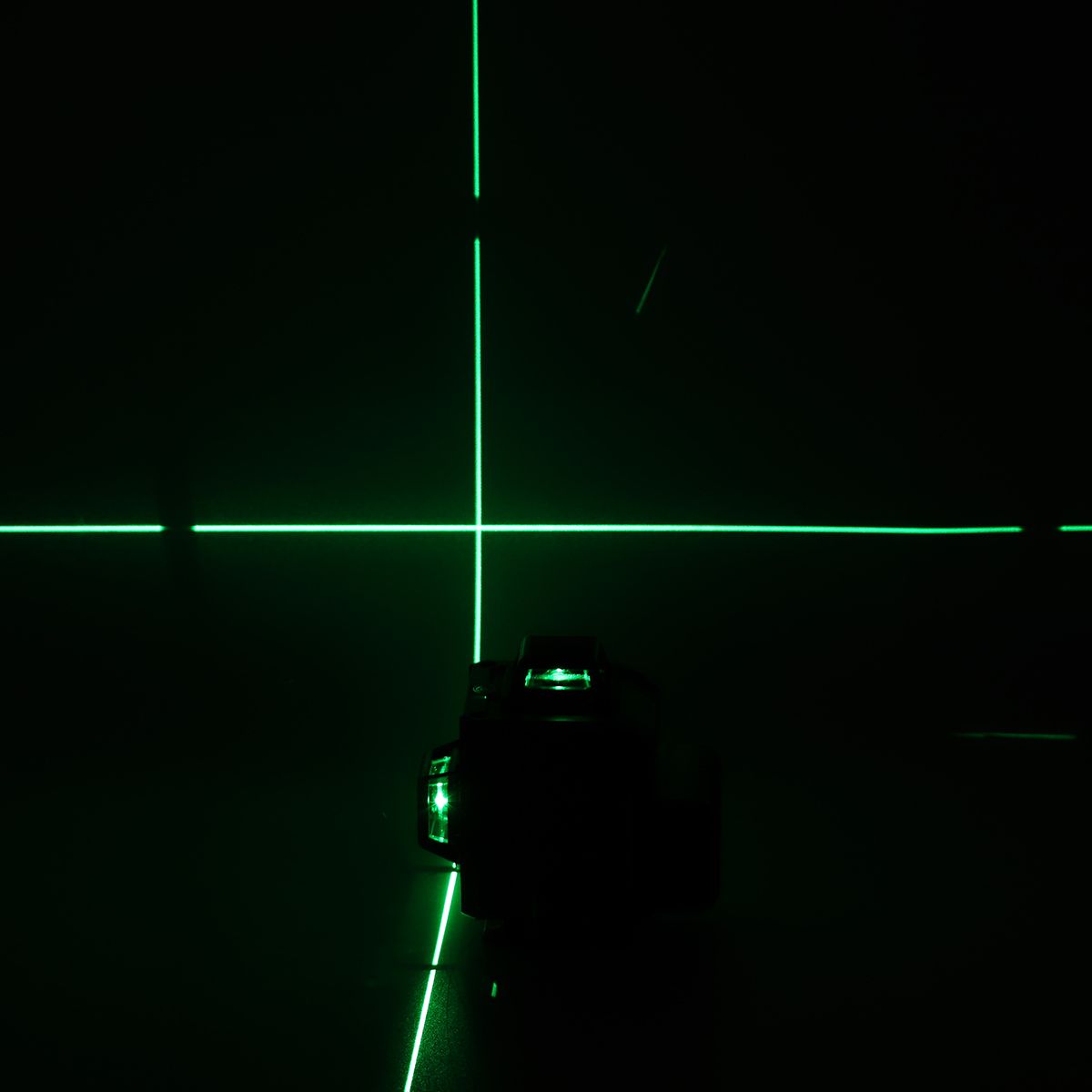 16-Line-LD-Green-Light-Laser-Level-4D-360deg-Cross-Self-Leveling-Measuring-Tool-1715020