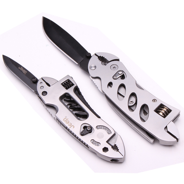 Multifunctional-Wrench-Jaw-Screwdriver-Pliers-Tools-965097