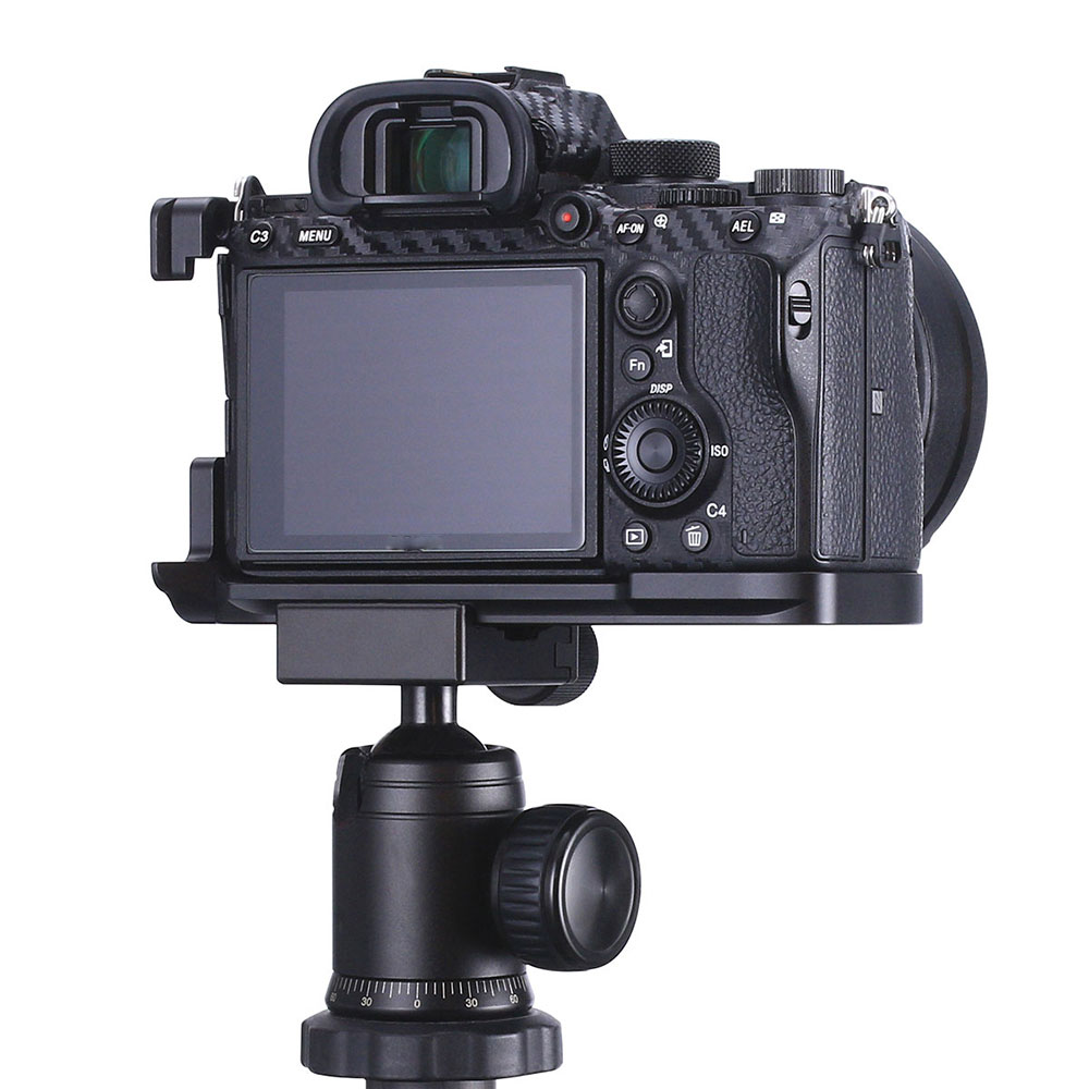 UURig-R013-L-Quick-Release-Plate-Vlog-Extension-Mount-Bracket-With-Cold-Shoe-14-Screw-for-Sony-A73-A-1544047