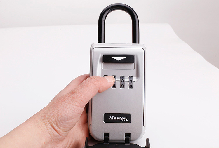 Master-Lock-Outdoor-Key-Safe-Box-Keys-Storage-Box-Padlock-Use-Light-Up-Dials-Password-Lock-Keys-Hook-1717966