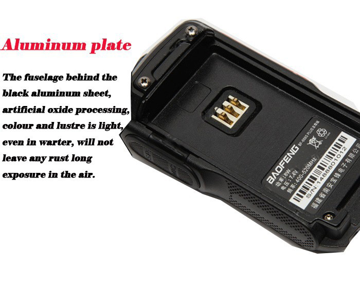 BF-888S-PLUS-Mini-Walkie-Talkie-UHF-VHF-Dual-Band-Dual-Display-128-Channels-FM-Radio-Flashlight-1221160