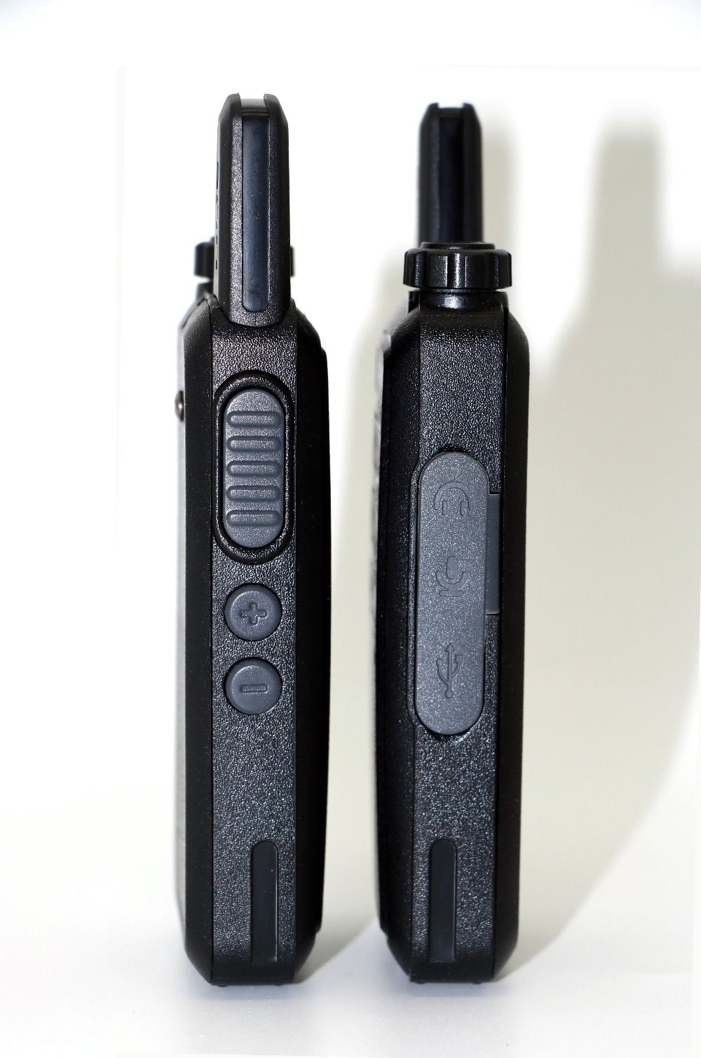 Baofeng-BF-R5-Mini-Walkie-Talkie-with-Headset-5W-power-400-470Mhz-Frequency-Two-Way-Radio-1358251