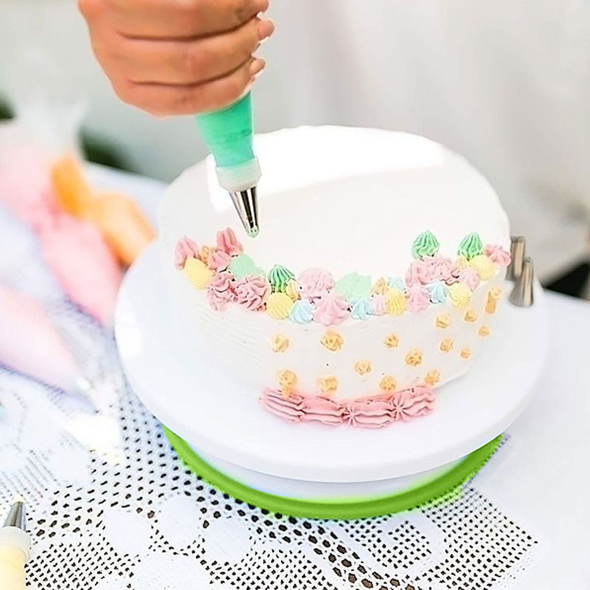 72Pcs-Cake-Decorating-Tools-Set-DIY-Cake-Piping-Tips-Turntable-Rotating-Cake-Tools-1722153